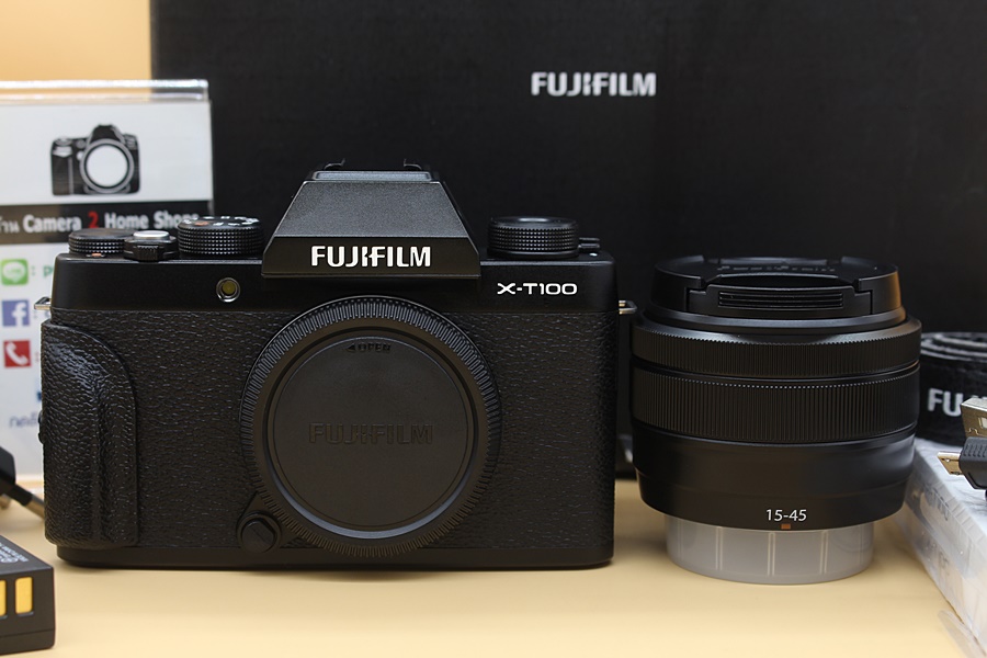 ขาย FUJI XT-100 + Lens XC 15-45mm (สีดำ) อดีตประกันร้าน สภาพสวย เมนูไทย มีWiFiในตัว อุปกรณ์ครบกล่อง  อุปกรณ์และรายละเอียดของสินค้า 1.Body FUJI XT-100 สีดำ 